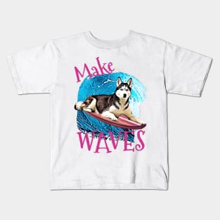 WAVES Husky Kids T-Shirt